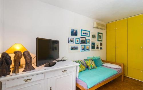 Splitska House | Nice Home In Splitska - Supetar