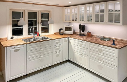 Stromsnasbruk House | Nice home in Strömsnäsbruk with kitchen