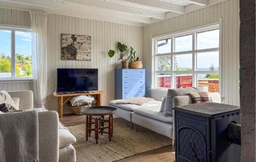 Vestre Amoy House | Nice Home In Vestre Åmøy With Sauna