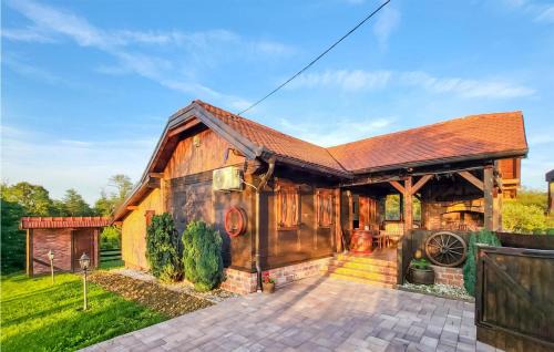 Vrbovec House | Nice Home In Vrbovec With Kitchen