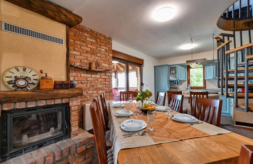 Medimurje House | Nice home in Zelezna Gora with sauna