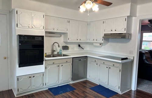 Clarinda House | Nice quiet neighborhoodnn