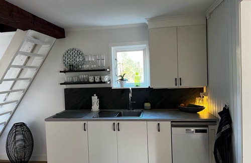 Lappe House | Nice red cottage near the lake Hjälmaren and Vingåker | SE11019