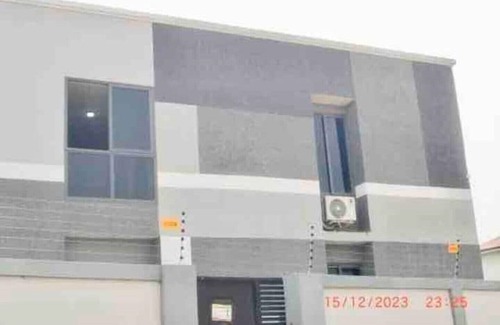 Oyibi Apartment | Nice Rooms Free Wi-Fi & Parking