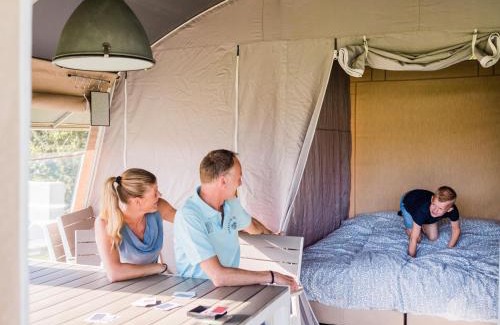 Opende Other | Nice tent lodge on a campsite