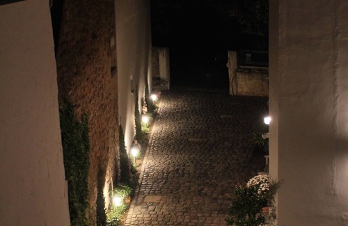 Deidesheim Apartment | Nice upscale quiet Studio in the center of Deidesheim.