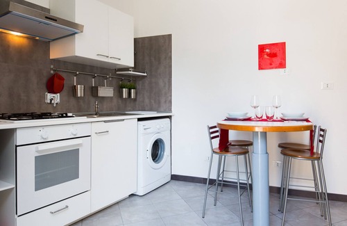 EUR House | Niclas Home&Garden