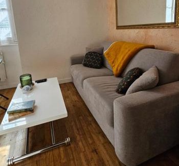 Marcillac-Vallon Apartment | Nid douillet dans le village de Marcillac-Vallon