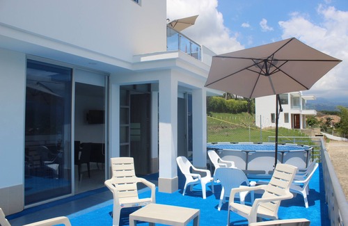 Silvania House | NIGHTLY RENT of Beautiful House for TEN PEOPLE in Silvania, Cundinamarca