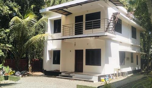 Kuttipuram House | Nilayoram Nest