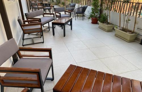 Al Duqqi Apartment | Nile Inn 503 Cozy Studio Steps Away From the Nile