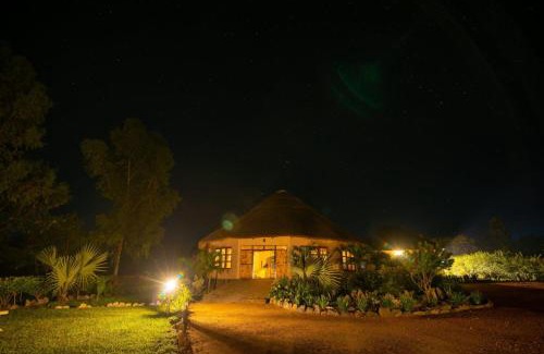 Pakwach Resort | Nile Treatz resort Beach hotel