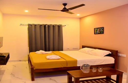Tindivanam Hotel | Nilton Bay Residency