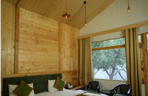 Bhatwari Hotel | Nine Apple Resort Dharali Harsil