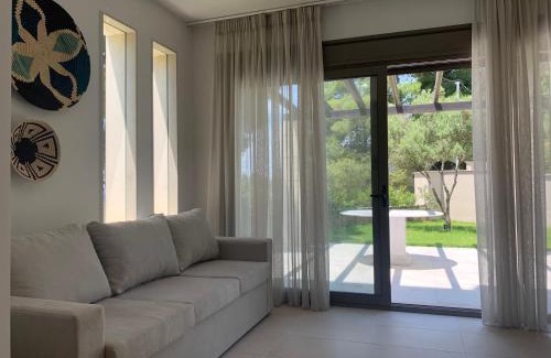Elia Nikitis Villa | Niovi Villas