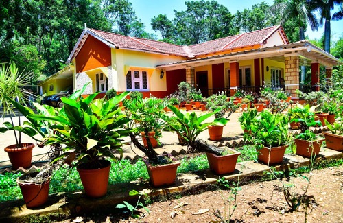 Tarikere Villa | Niraamaya Private Home Stay Chikmagalur