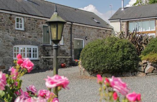 Capel Coch House | No 1 The Granary