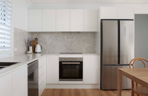 Nelson Bay House | No 2 Luana - Pet friendly holiday townhouse