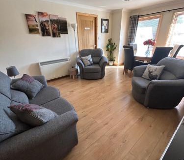 Ullapool House | No 52 - Apartment with Lounge and Dining Area - No kitchen