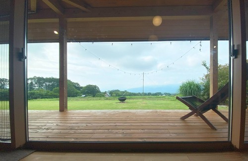 Hokuto Cottage | No meals can be brought in A room with a Scandin/Hokuto Yamanashi