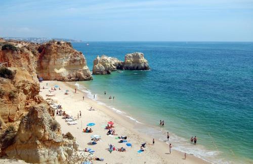 Praia da Rocha Apartment | No More Snow, 300 m from the beach, king size bed, fast wi-fi