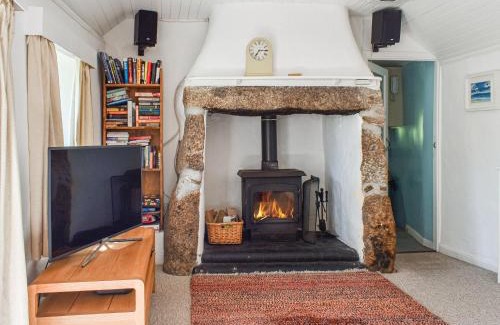 Sennen House | No Place