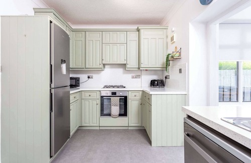 Kilmarnock House | No15 Ellis House - Donnini Apartments