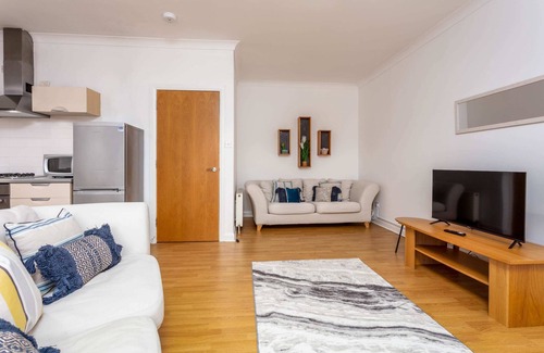 Kilmarnock Apartment | No27 The Barclay - Donnini Apartments