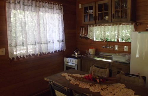 Gramado Ski Chalet | # Noble cream chalet in the corner of the lawn mountain