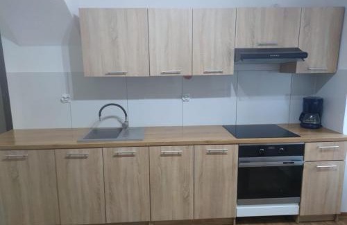 Niemcza Hostel | Noclegi dla firm do 8 osób