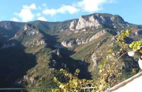 Nohedes House | Nohèdes Peaceful gîte in the heart of the mountains