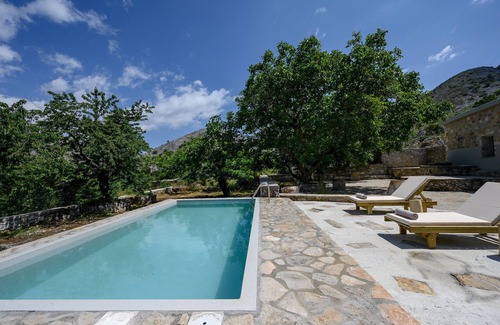 Khora Sfakion House | Nomas house Imbros,Private pool
