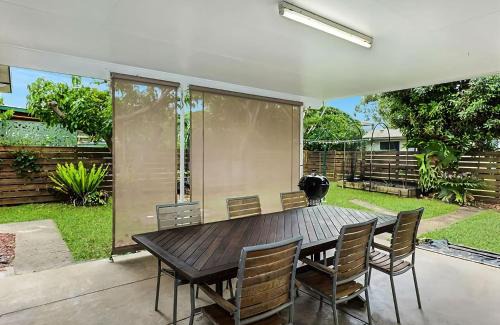Mylestom House | Nonna and Pops