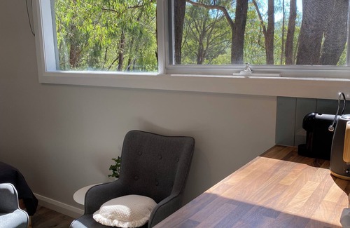 Noojee Apartment | Noojee Views Barn TopnToolshed nNoojee Hotel nTrestle Bridge nWaterfallsnSnow