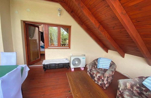 Zamardi Bed & Breakfast | Nora Guesthouse Bed and Breakfast