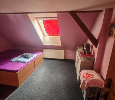 Hora Svateho Sebestiana House | Nord