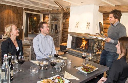 Fossbergom Hotel | Nordal Turistsenter