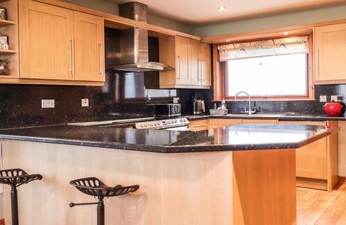 Wick Cottage | NORDWALL FARM, pet friendly, with pool in Wick, Caithness