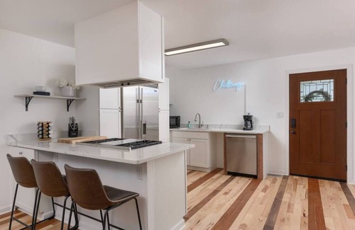 North Chattanooga House | North Chatt Hideaway! 2BR, Great Neighborhood!
