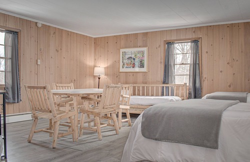 North Creek Cabin | North Creek Lodge at Gore Mountain