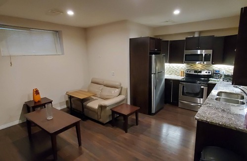 Timberlea Apartment | North Side of City 5 min to site bus One bedroom Basement