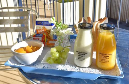 Redwood Hotel | Northcote Motor Lodge
