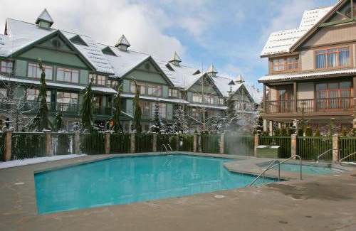Village North Apartment | Northstar at Stoney Creek