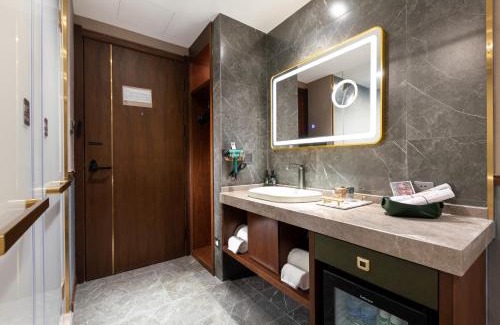 North Chaoyang Hotel | Nostalgia S Hotel Beijing National Stadium-Bird's Nest 时光漫步S酒店北京科技大学鸟巢店 Free fresh ground coffee,Free laundry service