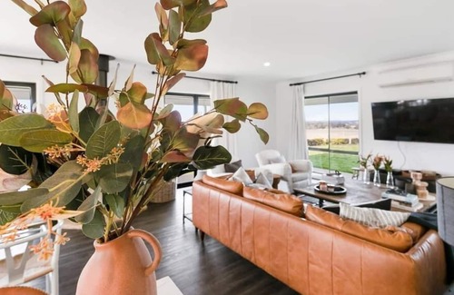 Mullion Creek House | Nottingham Farm - Ultimate Country Stay & Getaway