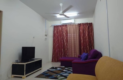 Gambang House | Nourina Homestay Gambang