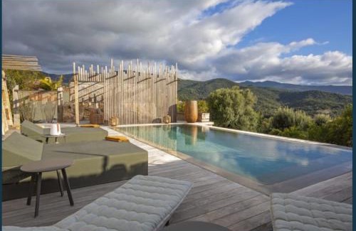 Molini Villa | NOUVEAUTE! Magnifique villa à 2 minutes des plus belles plages de la rive sud
