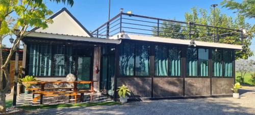 Chai Nat Villa | November Garden พูลวิลล่าชัยนาท