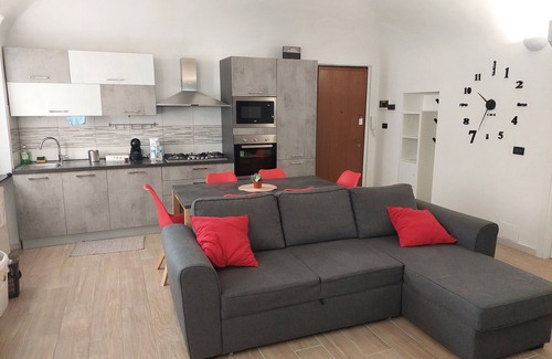 Novi Ligure Apartment | Novi Outlet Apartment