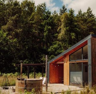 gmina Siemysl House | Nowoczesne Domki na Łące & Domki na Drzewie - Kołobrzeg - Sauna & Balia - PolanaGlamp